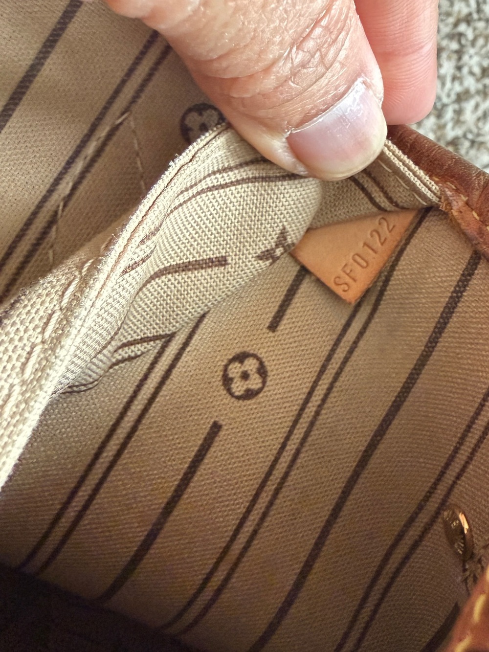 Authentic Louis Vuitton Neverfull MM Monogram Canvas - Picture 16 of 16